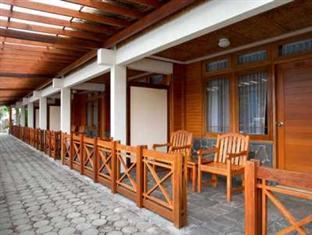 Pantai Indah Resort Hotel Barat Pangandaran Buitenkant foto